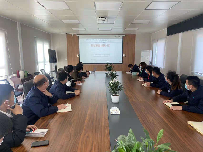 Ruiqing Y27 pure electric self loading and unloading garbage truck